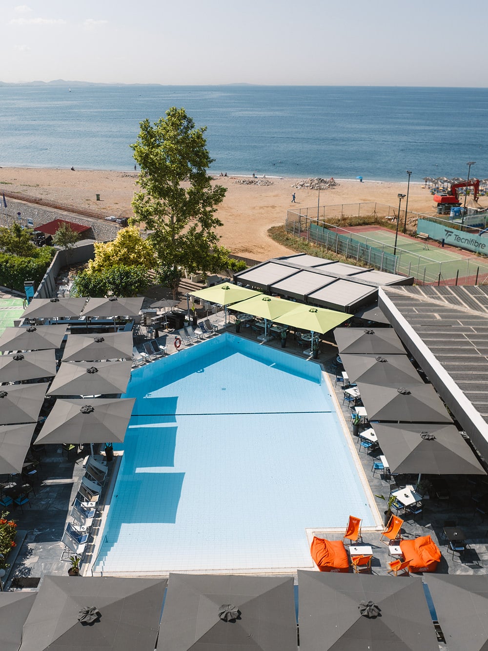 Pisina mornings ver2 min